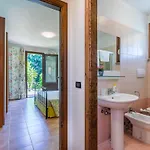 Il Castello By Interhome شقة مونتيسكودايو